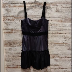 Short dress. Brand: BCBGMAXAZRIA